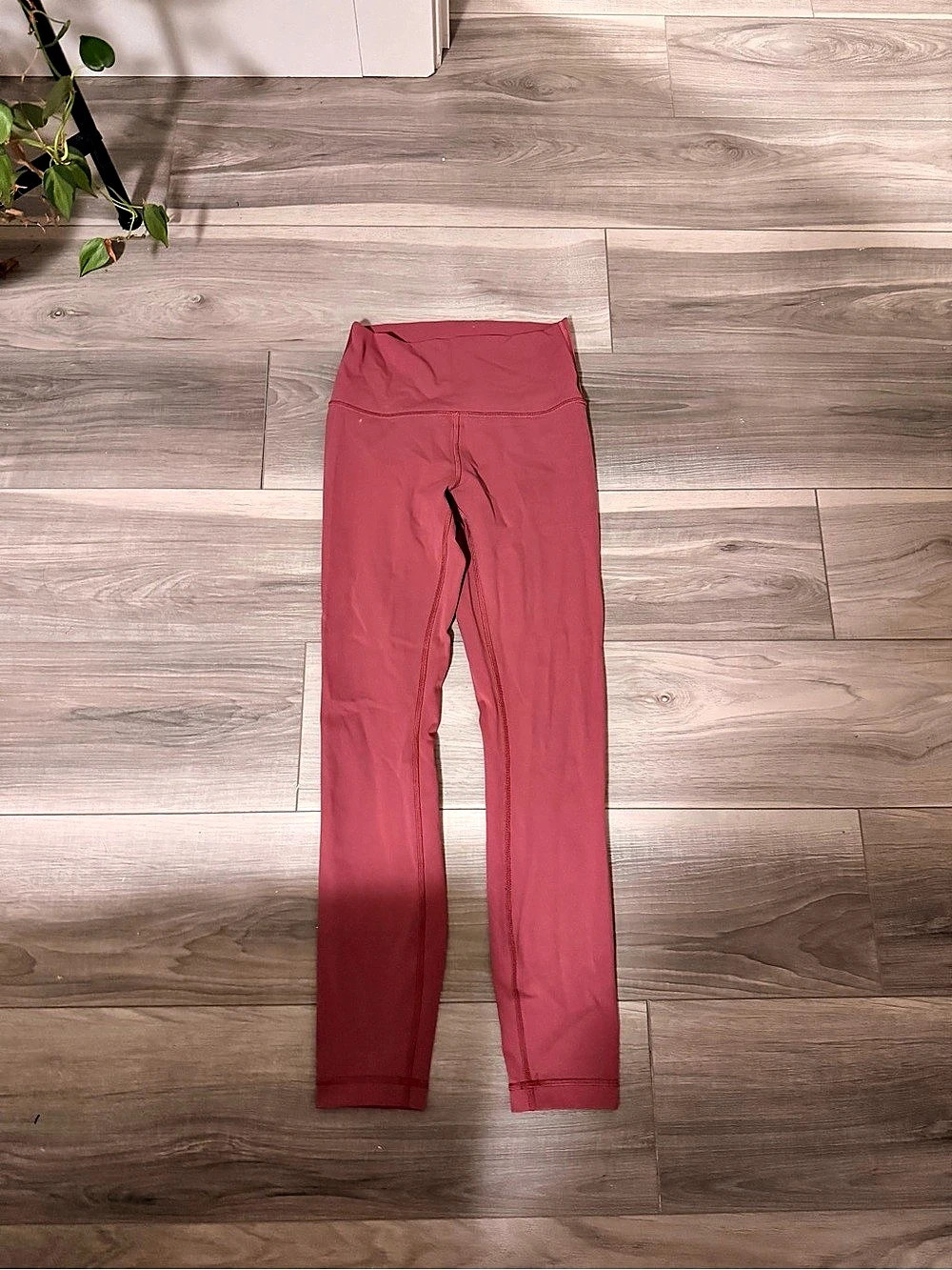 Lululemon Align High-Rise Pant 25" Pink Leggings